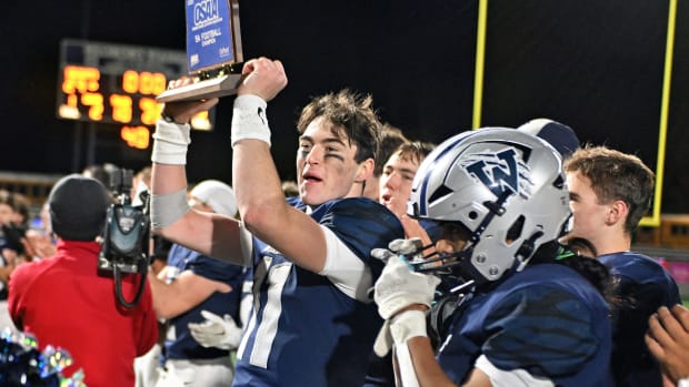 a Wilsonville Mountain View 5A Oregon football final November 24 2023 Leon Neuschwander 94